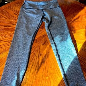 Essenza leggings size small